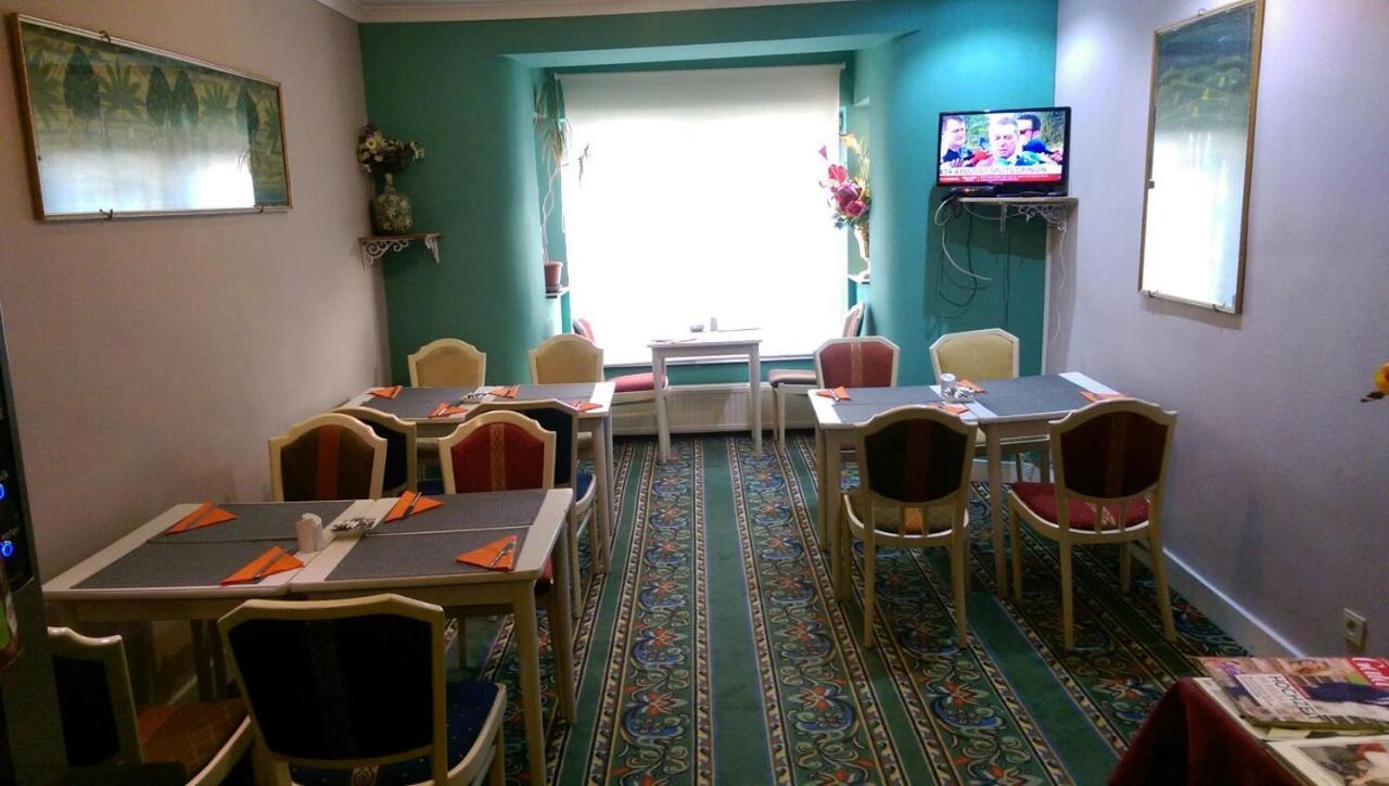 Hotel L'Auberge Du Souverain Auderghem Zewnętrze zdjęcie