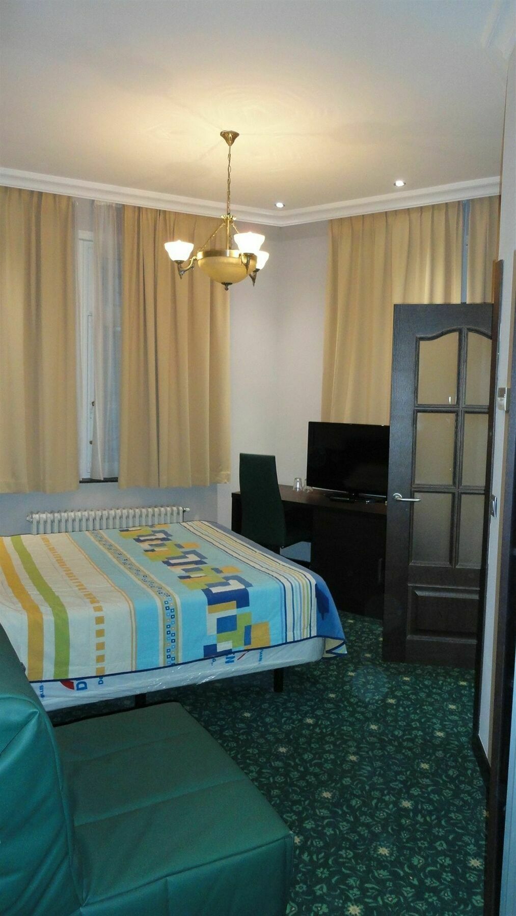 Hotel L'Auberge Du Souverain Auderghem Zewnętrze zdjęcie