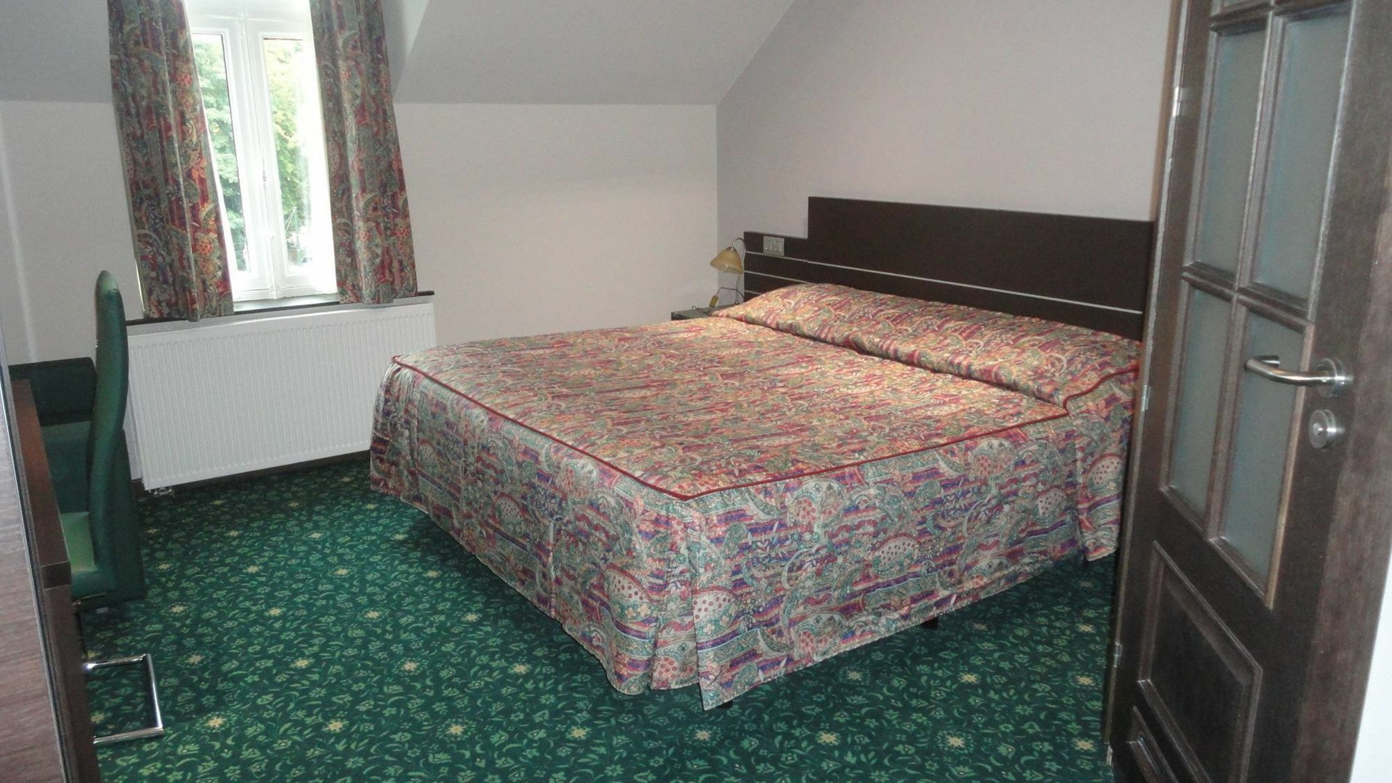 Hotel L'Auberge Du Souverain Auderghem Zewnętrze zdjęcie